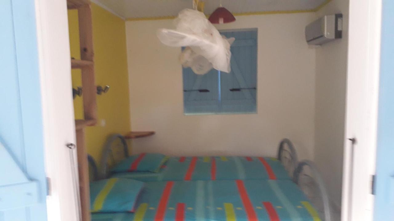 Ti Case Gwada Location ساينت آن المظهر الخارجي الصورة